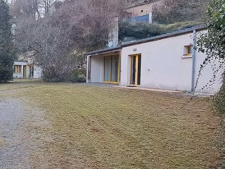 3 batiments sur fondettes à 3mn de fondettes et luynes et 15 mn de tours centre