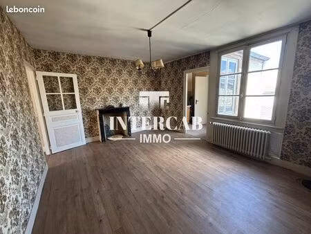 immeuble 6 pièces 190 m²