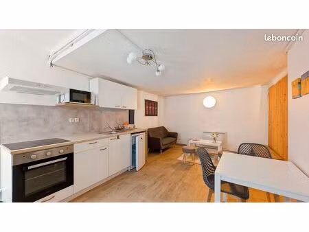 studio rénové meublé en centre ville