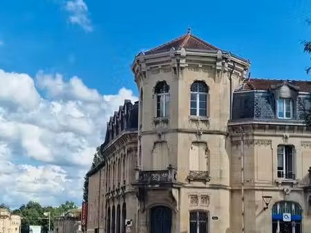 loue bureaux toul république
