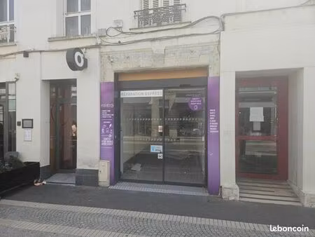 commerce 29 m²