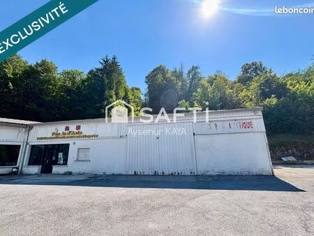local commercial 300 m² saint-claude