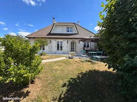 maison 5 pièces 115 m²
