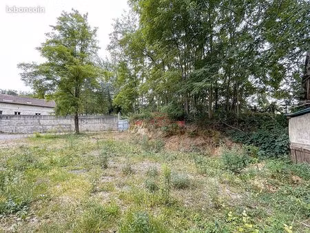 terrain 1870 m² fismes