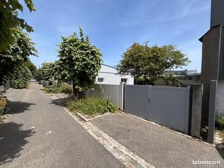 bien atypique proche du centre de nantes