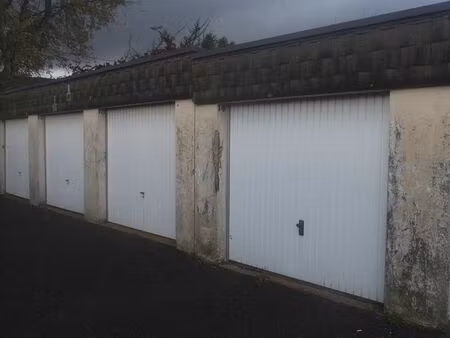 garage fermé loué 17 m²  rentabilité immédiate  angers