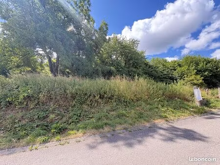 terrain 552 m² boucq