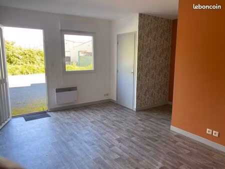 bureau de 22m2 à louer 350 ht