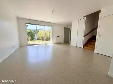 maison 5 pièces 94 m²