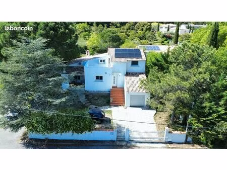 maison individuelle 145m2 piscine  sans vis à vis