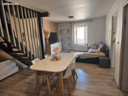 appartement f4 / 70m2 / en duplex  en hyper centre de champigneulles