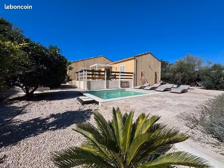 maison plein pied 180m2 avec deux logements