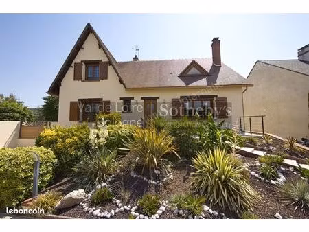 maison 7 pièces 165 m²