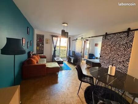 appartement t2 joliette-terrasses du port