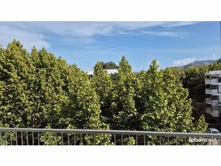 louer – superbe t3/4 meublé avec balcon