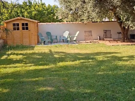 appartement 104m2  t4 jardin et parkings