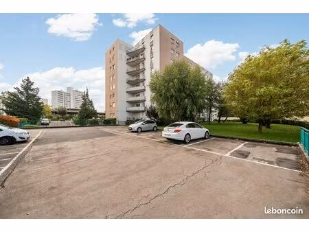 appartement 4 pièces 90 m²