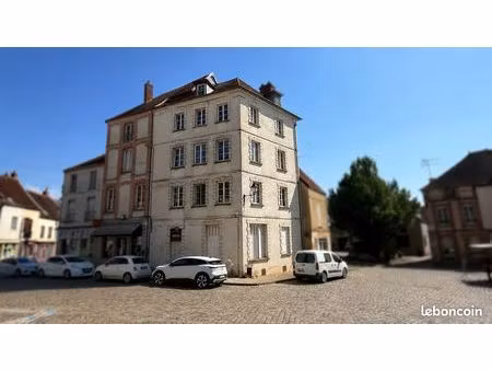superbe immeuble de rapport locatif  centre ville de sezanne  4 loyers