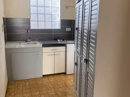 maison 2 pièces 30 m2 centre ville selles sur cher