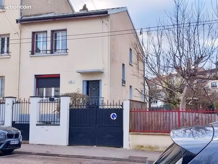 appartement 3 pièces 52 m²