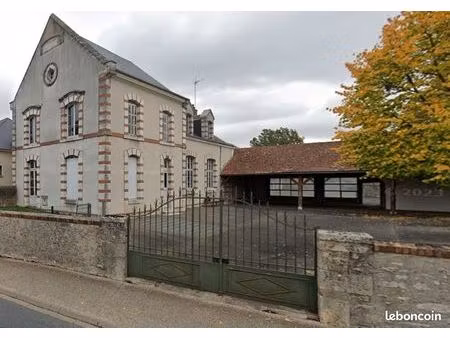 loue bureau les montils