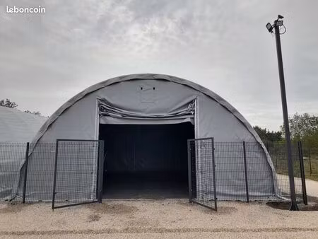 depot entrepot de stockage