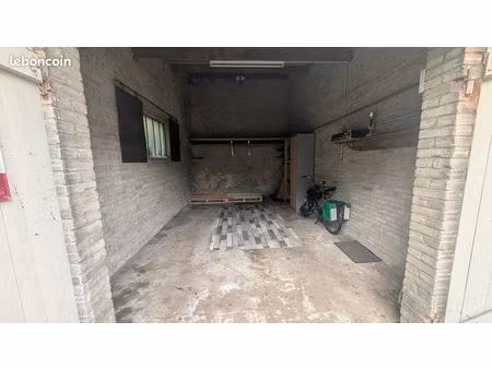 garage à vendre – quartier calme et sécurisé – pré hayer à pont-à-mousson