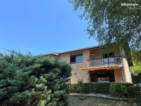 maison 5 pièces 106 m²