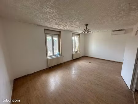 location appartement rénover t5 de 105