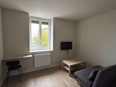 t1 bis meublé centre bourg noyal châtillon