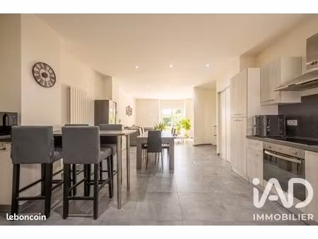 appartement 2 pièces 69 m²