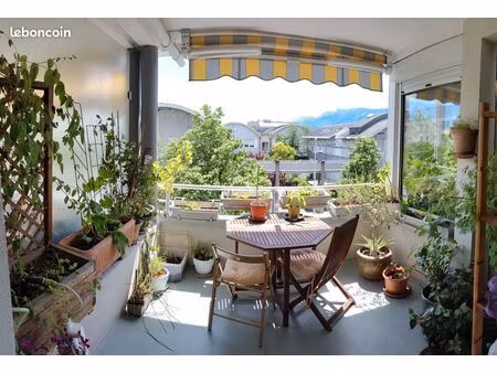 t3 69 m2 + garage fermé - calme et très bien conçu. proche neyrpic
