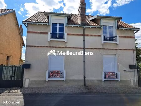 maison 8 pièces 123 m²