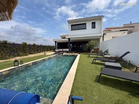 ? une maison où chacun a son espace • 5 chambres • piscine • construction 2021