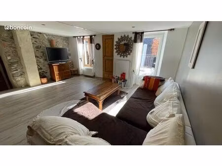 maison de 90m2 - garage - terrasses