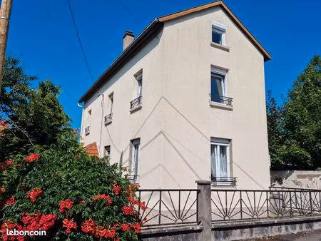 maison familiale 4 chambres + bureau  centre de dieuze