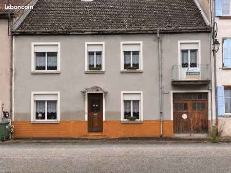 maison de village 8 pièces 187 m²