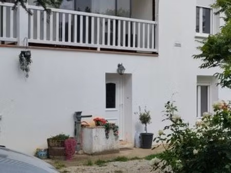 villa proche ecoles et commerces au calme