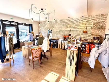 local commercial en hypercentre de la ferté saint aubin