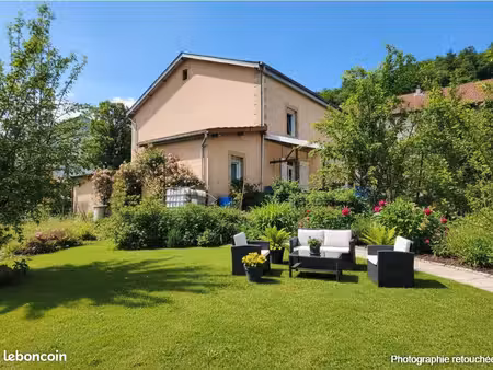 maison 8 pièces 118 m²