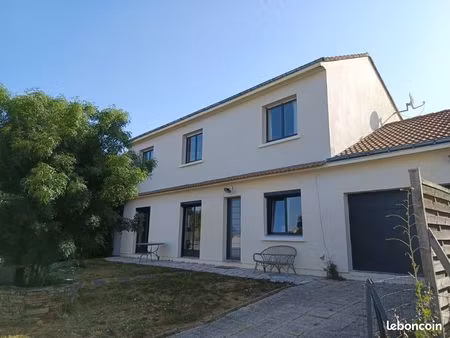 maison 167 m2 et 550 m2 de terrain