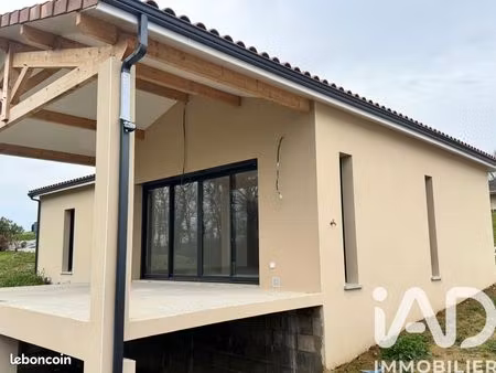 propriété 4 pièces 92 m²