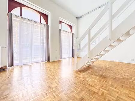 beau duplex renove 2 chambres non meuble - quartier europeen