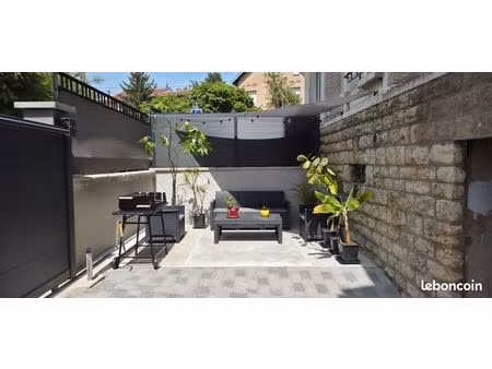 appartement t3 de 62 m² avec terrasse et garage