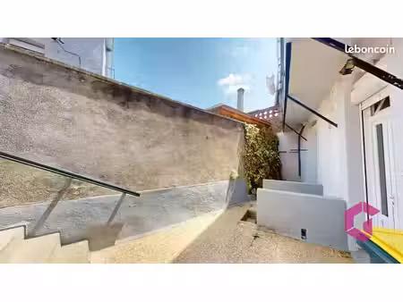 appartement 3 pièces 63 m²