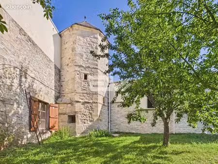 propriété 11 pièces 270 m²