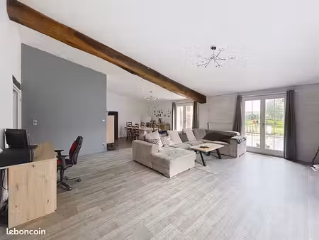 maison 7 pièces 154 m²