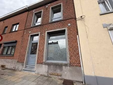 maison 2 ch. à louer à houdeng-goegnies