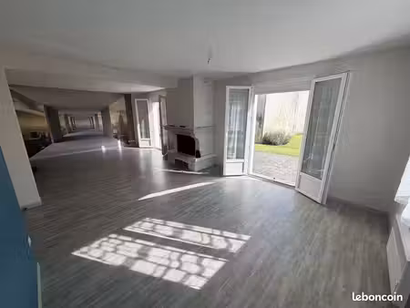 maison 5 pièces 101 m²