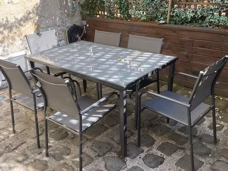 appartement meublé 2 chambres tcc